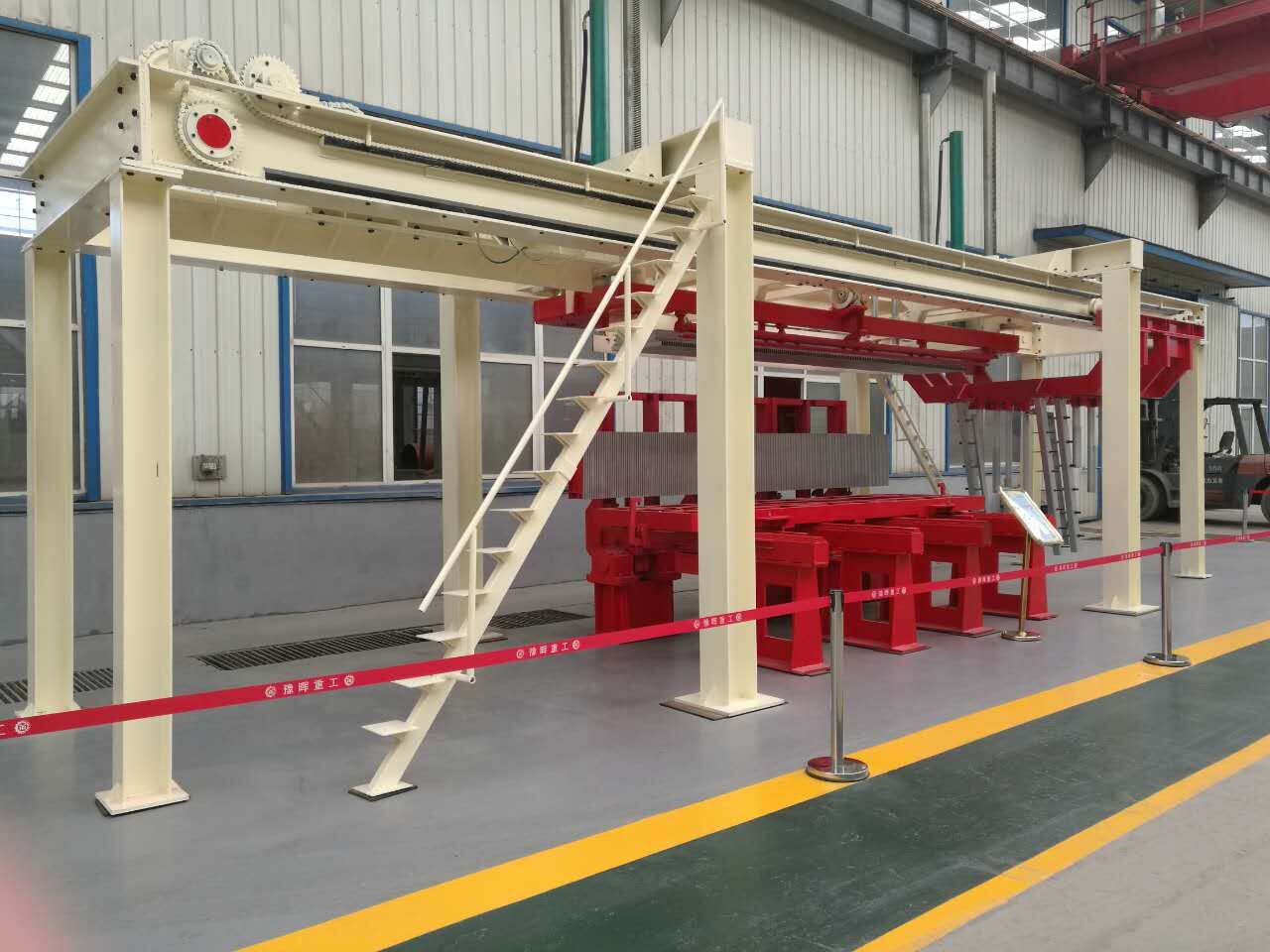 ���淭�D(zhu��n)�и�C